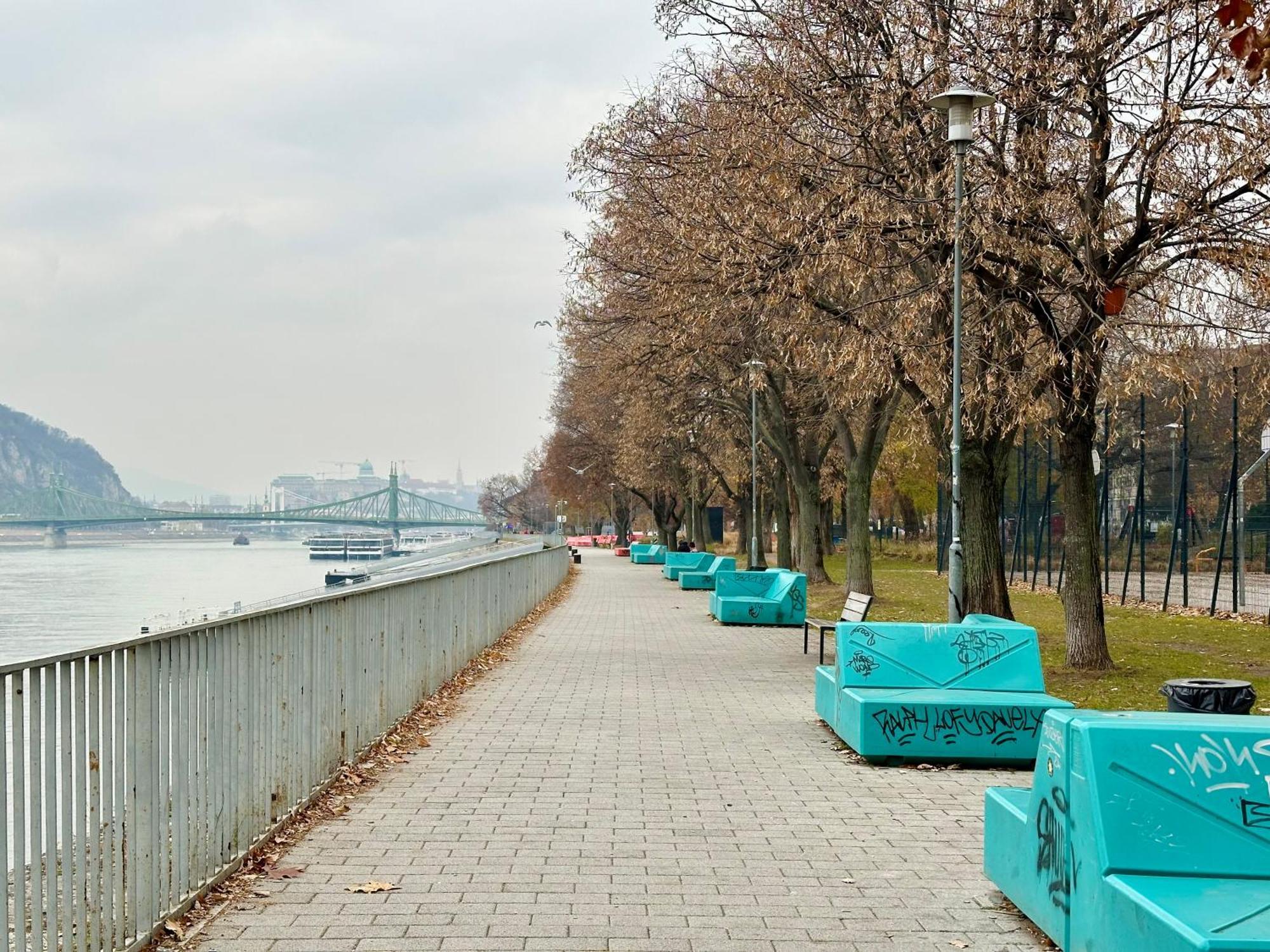 Colorful Condo By The Danube Budapest Exteriör bild